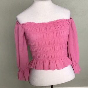 Le Lis Women's Pink Smocked Top Small